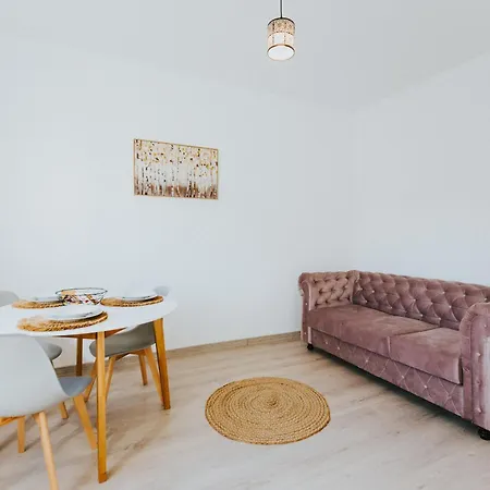 Victoria One Apartamento *